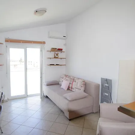 Sky, Apartment *