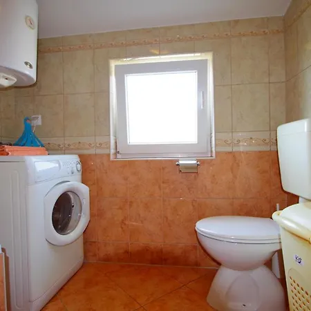 Sky, Apartment *